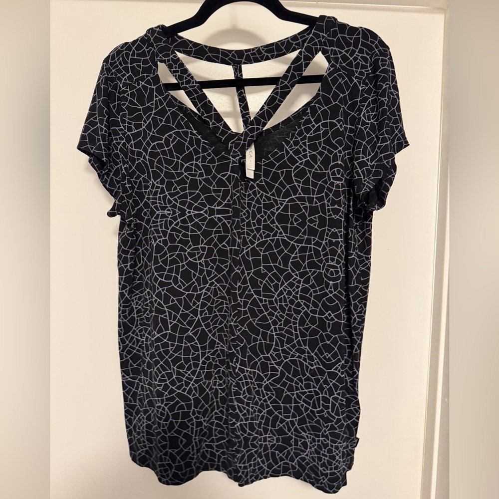 RVCA Geometric Floral print black top